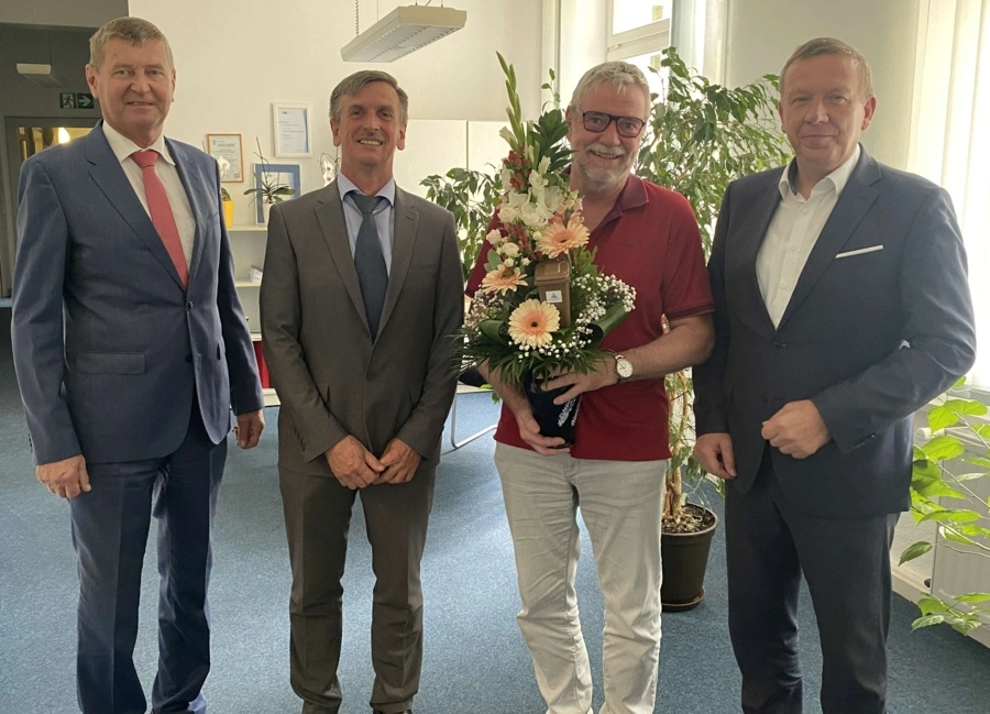 VerabschiedungDirkGebhard-900x649.